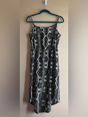 LOFT Black and White Printed Sleeveless Dress